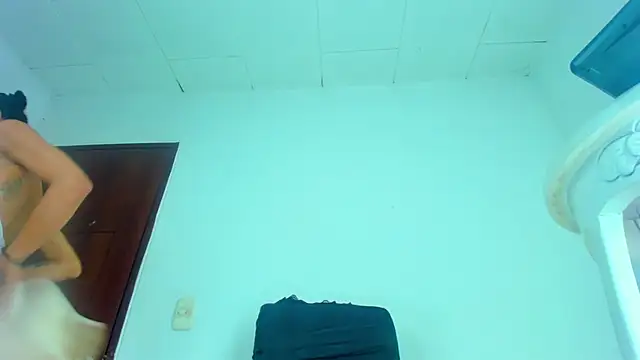 Snapshot of SEXYBABYGIRLTS chatting on February 20, 10:59 pm SEXYBABYGIRLTS online show from February 20, 10:59 pm