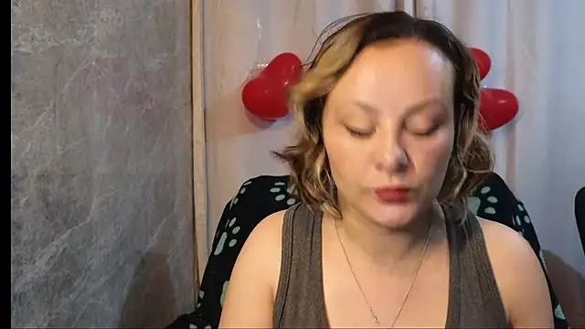 Snapshot of dagny-jo chatting on March 2, 3:45 am dagny-jo online show from March 2, 3:45 am