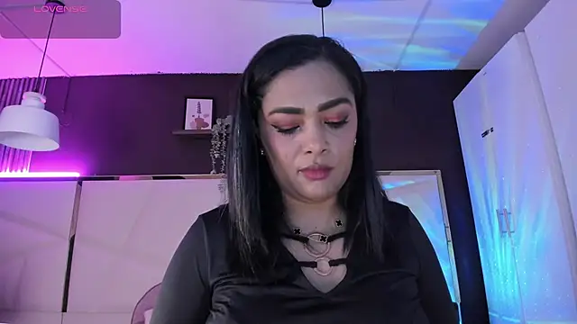 Inndrahot online show from November 17, 4:29 am