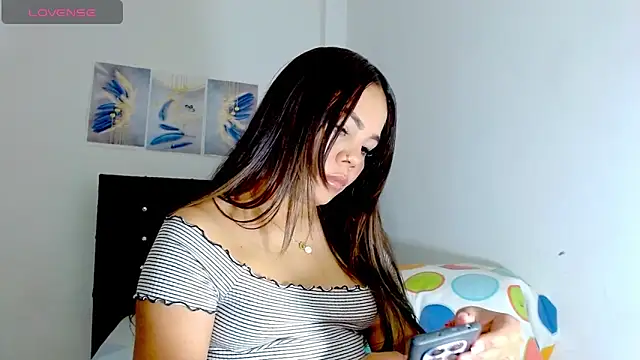 Kylie loveee online show from October 22, 1:39 am