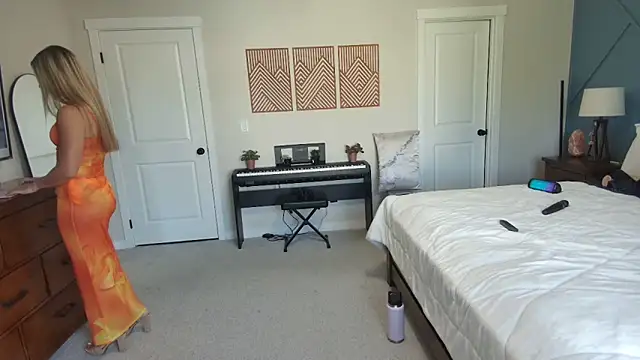 xxyourgirlblair online show from September 17, 5:36 pm