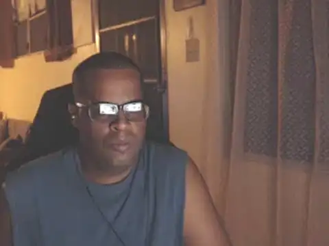 Snapshot of thesugar32 chatting on September 22, 1:51 am thesugar32 online show from September 22, 1:51 am