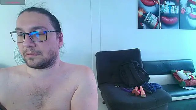 Snapshot of abigail_curvy chatting on January 17, 3:39 pm abigail curvy online show from January 17, 3:39 pm