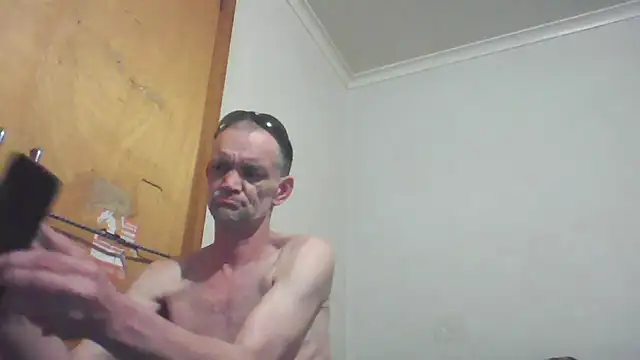 Snapshot of TooFknHorny1 chatting on October 3, 1:57 am TooFknHorny1 online show from October 3, 1:57 am