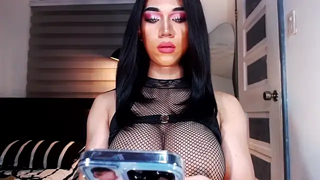 Snapshot of MassiveCockxMistress chatting on March 3, 1:42 pm MassiveCockxMistress online show from March 3, 1:42 pm