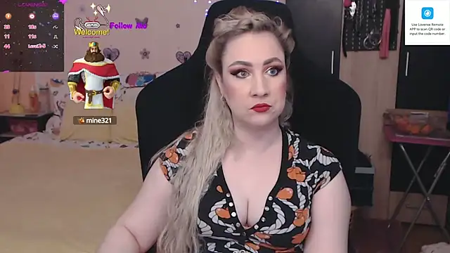 Snapshot of MissLexyGold chatting on December 11, 12:55 pm MissLexyGold online show from December 11, 12:55 pm