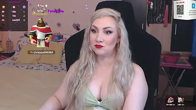 Snapshot of MissLexyGold chatting on January 1, 12:44 pm MissLexyGold online show from January 1, 12:44 pm