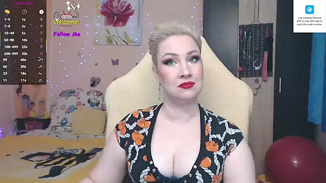 Snapshot of MissLexyGold chatting on October 4, 2:04 pm MissLexyGold online show from October 4, 2:04 pm