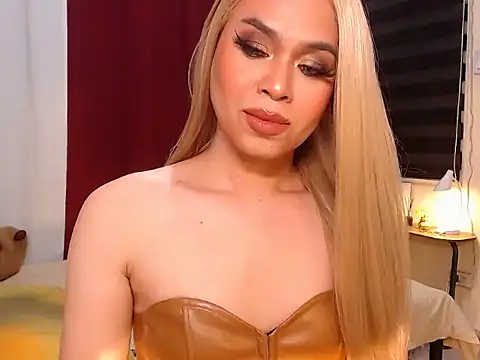 MistressLuna1 online show from December 16, 2:38 pm