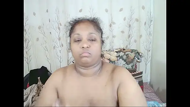 Snapshot of Indiantasha chatting on July 11, 8:17 am Indiantasha online show from July 11, 8:17 am
