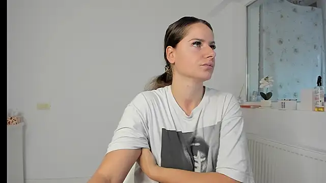 DiamondKay online show from November 14, 8:02 am