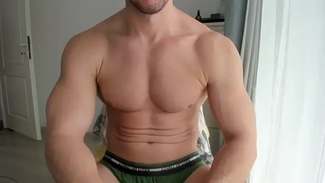 woolfiie online show from March 24, 9:14 am