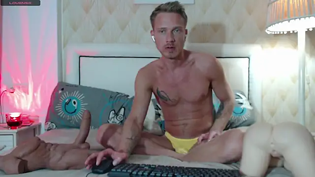 JessicaSteve online show from November 9, 6:39 pm