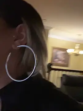 Snapshot of LittleMissEeve chatting on February 27, 11:48 pm LittleMissEeve online show from February 27, 11:48 pm