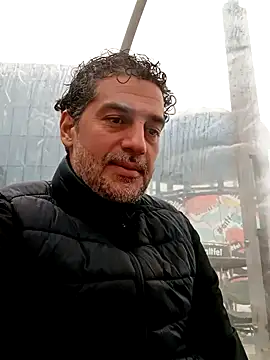 Snapshot of Arges20 chatting on February 7, 7:01 am Arges20 online show from February 7, 7:01 am