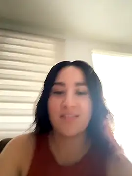 Snapshot of Nina_lovi chatting on November 27, 8:44 pm Nina lovi online show from November 27, 8:44 pm