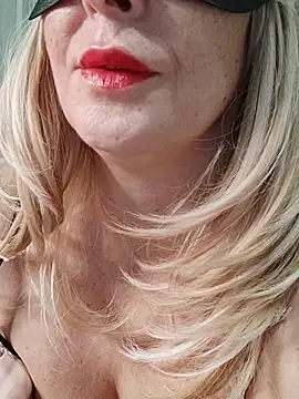 Vivian115 online show from November 22, 3:44 pm