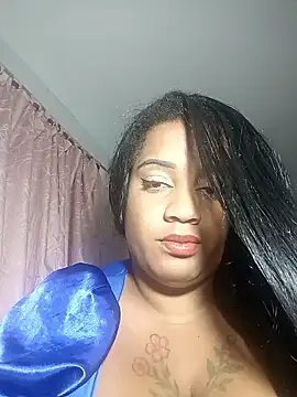 Snapshot of AbellaLizz chatting on January 14, 7:47 am AbellaLizz online show from January 14, 7:47 am