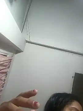 Snapshot of AbellaLizz chatting on January 15, 7:02 am AbellaLizz online show from January 15, 7:02 am