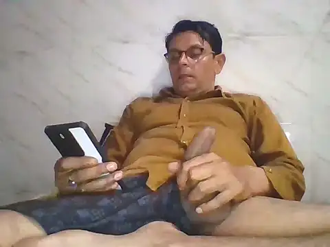 Snapshot of Kumarjay330 chatting on March 4, 12:55 pm Kumarjay330 online show from March 4, 12:55 pm