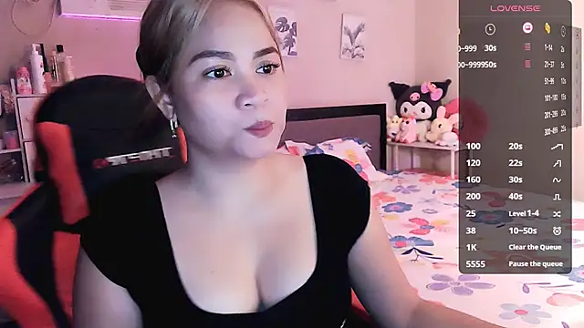 yenyen  online show from June 3, 12:46 am