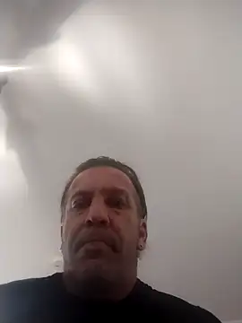 trucker1979 online show from April 6, 4:52 pm