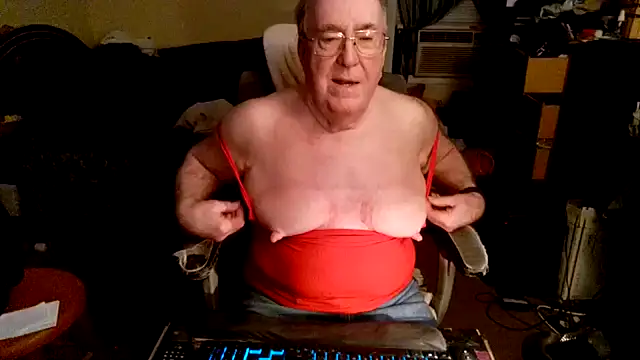 Toastir online show from October 28, 8:22 pm