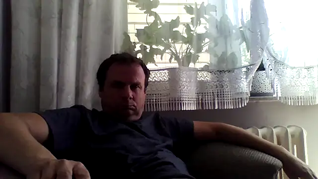 grzes19763 online show from May 20, 9:37 am