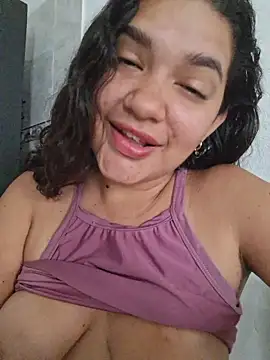 blerstefan1 online show from November 12, 1:11 pm