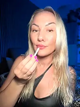 NastyMilf  online show from March 21, 7:39 pm