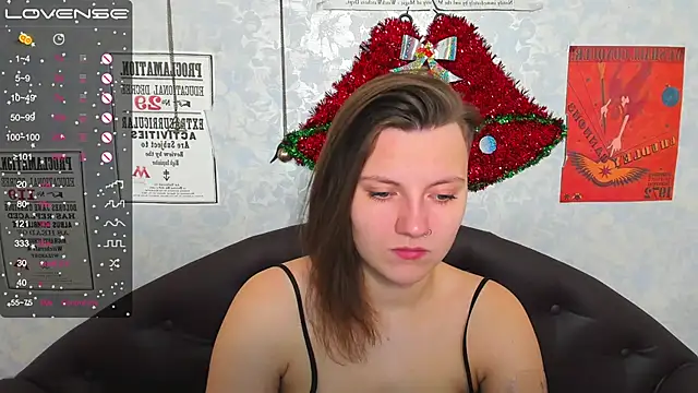 MelindaTin online show from December 19, 1:28 am