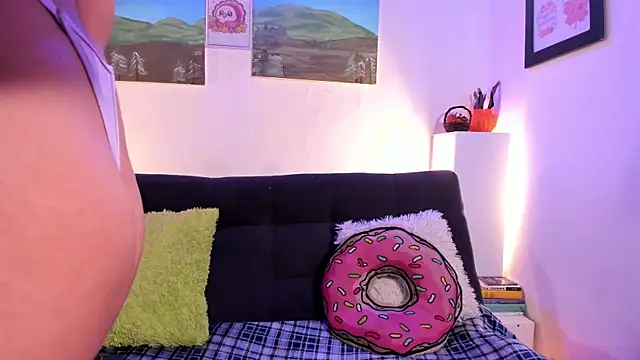 LillyCandy online show from November 16, 12:16 am