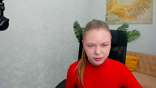 Strawberrye online show from January 18, 11:21 am