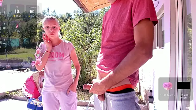 Snapshot of luxurydoll21 chatting on September 22, 9:55 am luxurydoll21 online show from September 22, 9:55 am