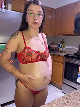 joeystaciee online show from July 28, 8:52 pm