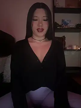 Amanita Bloom online show from February 7, 6:03 am