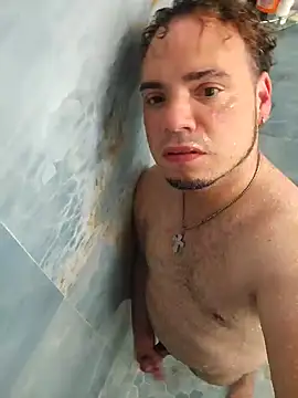 latinoflpr online show from September 28, 3:23 am