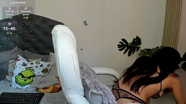 Lisvandr online show from April 2, 4:48 pm