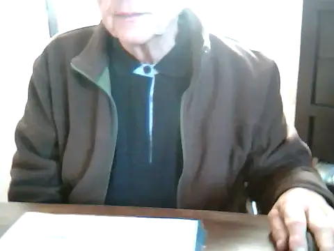 Snapshot of johnjohn622662 chatting on October 28, 1:25 pm johnjohn622662 online show from October 28, 1:25 pm