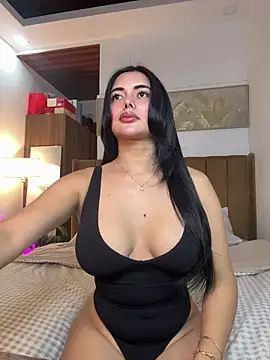 Snapshot of Bombshell_Ashy chatting on June 13, 6:11 am Bombshell Ashy online show from June 13, 6:11 am
