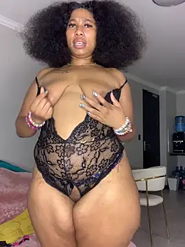 CurvyDesire1 online show from April 10, 7:18 pm