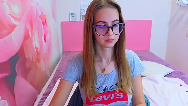 AliceAdams online show from October 31, 8:26 am