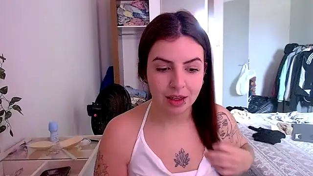 chelbyy online show from October 3, 2:58 pm