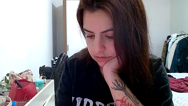 chelbyy online show from November 10, 4:17 pm