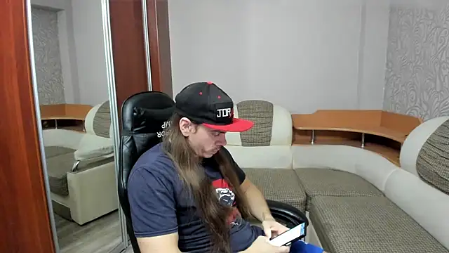 Snapshot of Marrymepls chatting on November 5, 4:51 pm Marrymepls online show from November 5, 4:51 pm