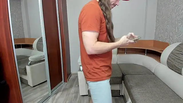 Snapshot of Marrymepls chatting on November 10, 8:13 am Marrymepls online show from November 10, 8:13 am