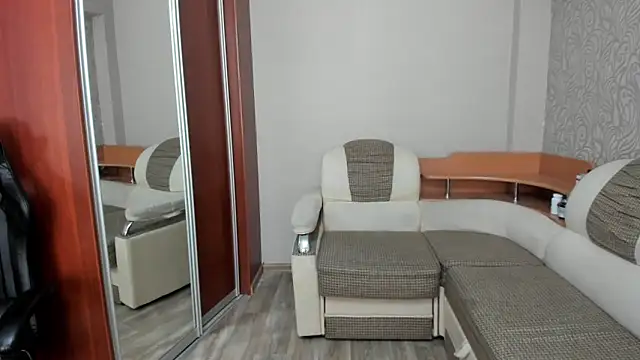 Snapshot of Marrymepls chatting on November 19, 5:29 am Marrymepls online show from November 19, 5:29 am