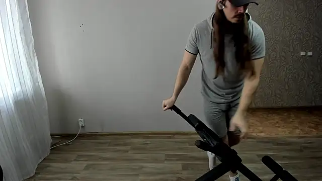 Marrymepls online show from March 13, 9:27 am