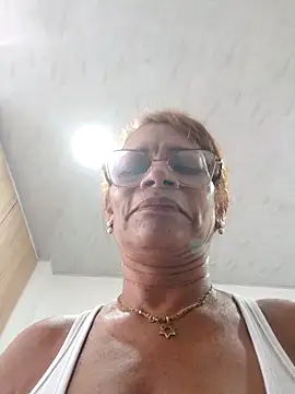 Snapshot of BustyMilf_ chatting on February 14, 12:24 pm BustyMilf online show from February 14, 12:24 pm