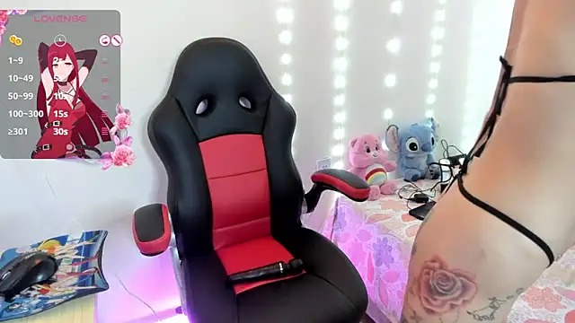 Snapshot of elise_mouris chatting on October 3, 3:47 am elise mouris online show from October 3, 3:47 am